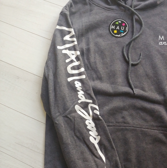 MAUIandSons NEW Classic Cookie Logo Pullover Hoodie - Picture 4 of 9